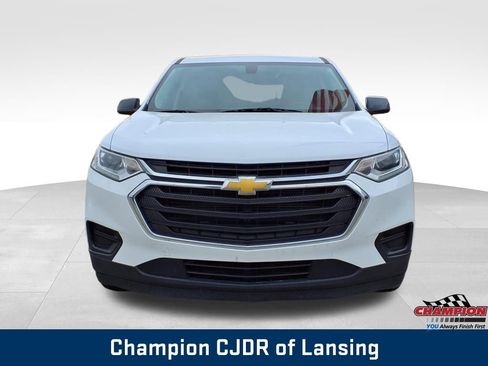 Used 2019 Chevrolet Traverse LS image 2