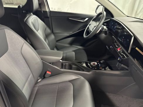 New 2026 Kia Niro Wind w/ Wind Preserve Package FWD image 24