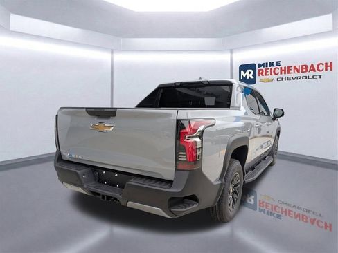 New 2026 Chevrolet Silverado EV LT AWD/4WD image 5
