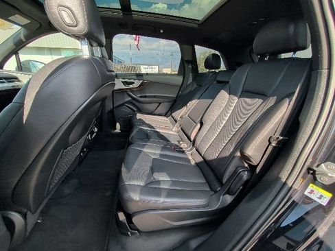 Used 2019 Audi Q7 2.0T Premium Plus w/ Premium Plus Package AWD/4WD image 18