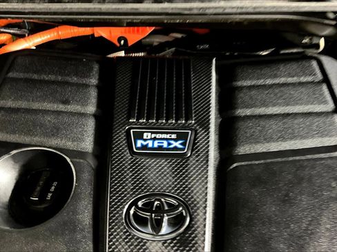 Used 2023 Toyota Tundra Limited w/ Power Package image 32