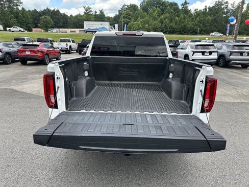 Used 2025 GMC Sierra 1500 SLT RWD image 18