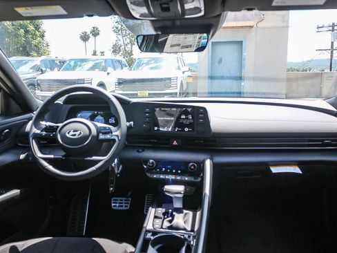 New 2026 Hyundai Elantra SEL Sport Premium FWD image 17