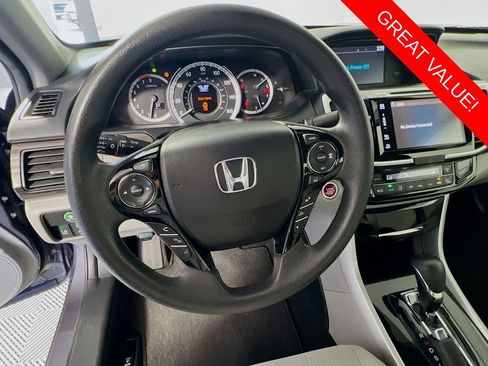Used 2016 Honda Accord EX image 11