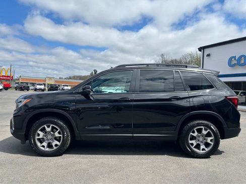 Used 2022 Honda Passport TrailSport image 3