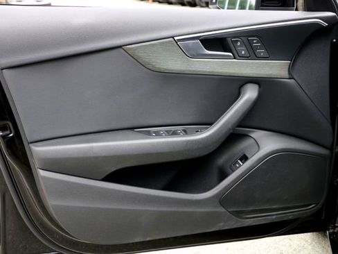 Used 2019 Audi A4 2.0T Premium image 20