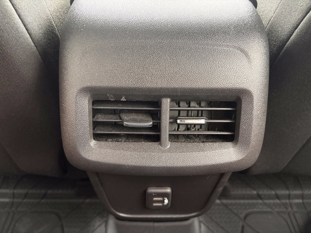 Used 2024 Chevrolet Equinox LT w/ LPO, Floor Liner Package FWD image 37