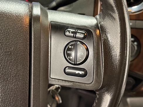 Used 2016 Ford F350 Lariat w/ Lariat Ultimate Package AWD/4WD image 19