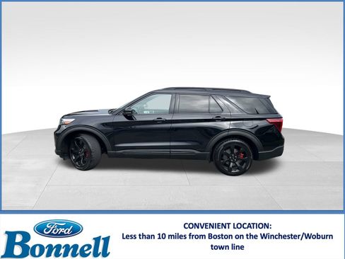 Used 2022 Ford Explorer ST w/ Equipment Group 401A image 2