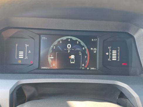 Used 2025 Toyota Tacoma SR image 30