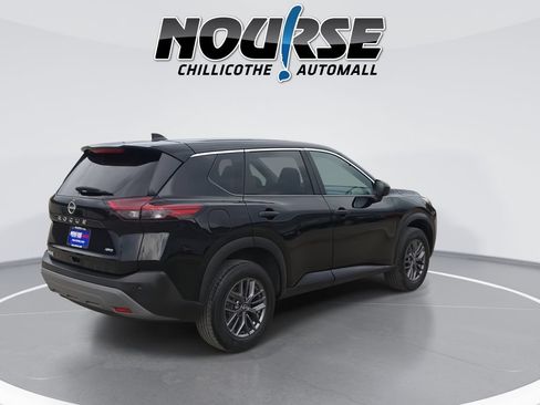 Used 2023 Nissan Rogue S AWD/4WD image 8