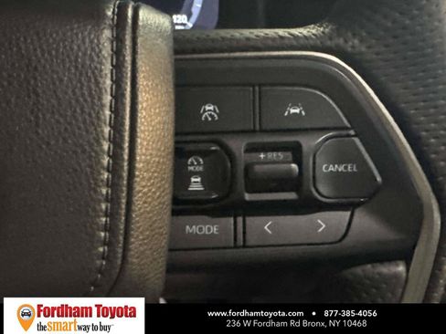 Used 2025 Toyota Tacoma TRD Off-Road AWD/4WD image 20