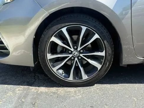 Used 2018 Toyota Corolla SE w/ Protection Package FWD image 26