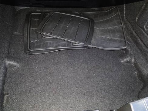 Used 2016 Chevrolet Camaro SS RWD image 9