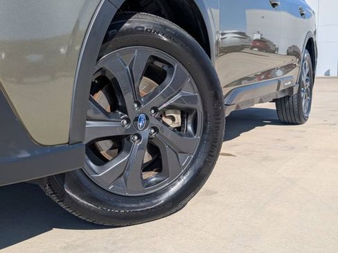 Certified 2022 Subaru Outback Onyx Edition XT image 2