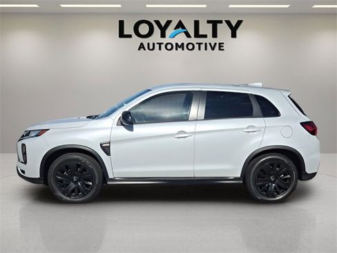 Used 2024 Mitsubishi Outlander Sport LE image 2