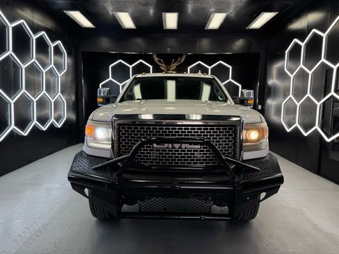 Used 2016 GMC Sierra 3500 Denali w/ Duramax Plus Package image 2