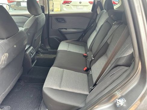 Used 2021 Nissan Rogue S AWD/4WD image 14