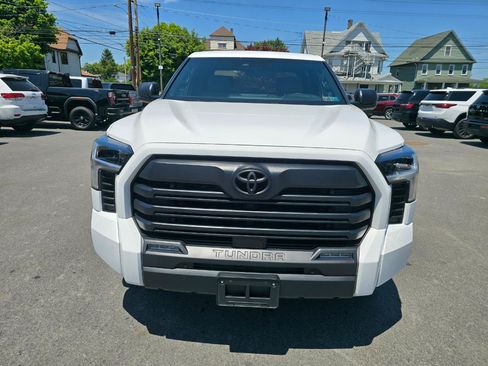 Used 2025 Toyota Tundra SR5 AWD/4WD image 19