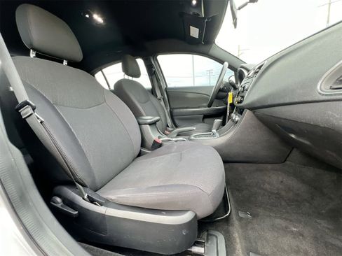 Used 2012 Chrysler 200 Touring image 21