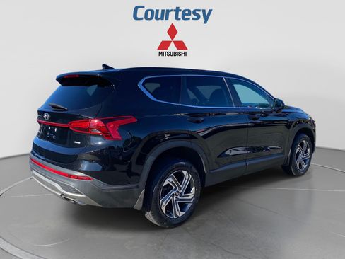 Used 2023 Hyundai Santa Fe SE AWD/4WD image 6
