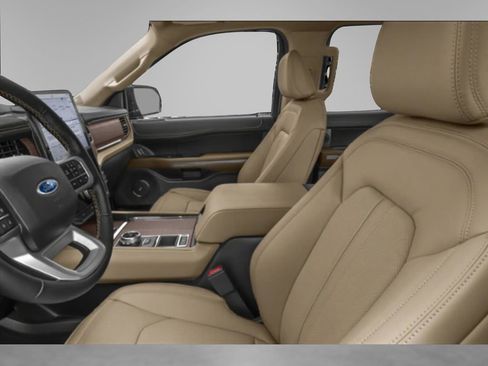 Used 2024 Ford Expedition Limited image 6