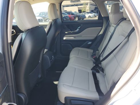 New 2026 Lincoln Corsair Reserve image 25