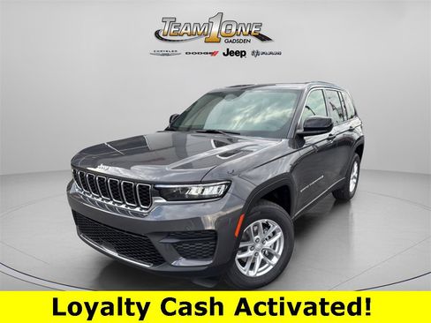New 2025 Jeep Grand Cherokee Laredo w/ Luxury Tech Group I image 4