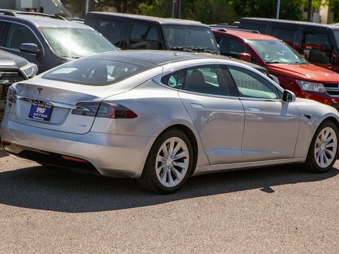 Used 2018 Tesla Model S 100D AWD/4WD image 4