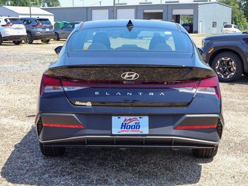 New 2026 Hyundai Elantra Sport FWD image 22