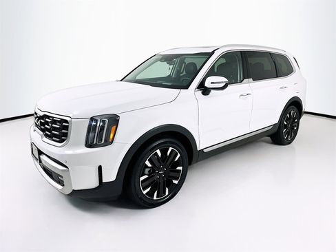 Used 2024 Kia Telluride SX Prestige image 3