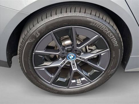 Used 2023 BMW i4 eDrive40 w/ Premium Package RWD image 28