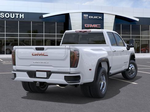 New 2026 GMC Sierra 3500 Denali w/ Denali Reserve Package image 4
