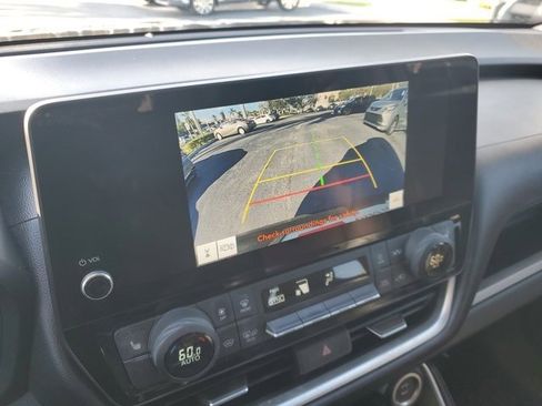 Used 2024 Toyota Grand Highlander XLE image 24