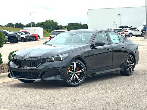 New 2027 BMW 530i w/ M Sport Package RWD image 2