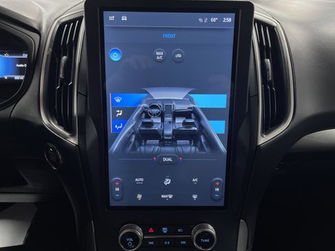 Used 2022 Ford Edge SE w/ Black Appearance Package image 24