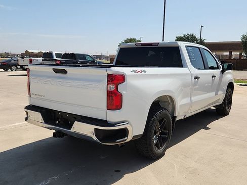 Used 2022 Chevrolet Silverado 1500 W/T w/ WT Safety Package AWD/4WD image 3