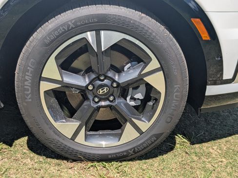 New 2026 Hyundai Palisade Limited FWD image 42