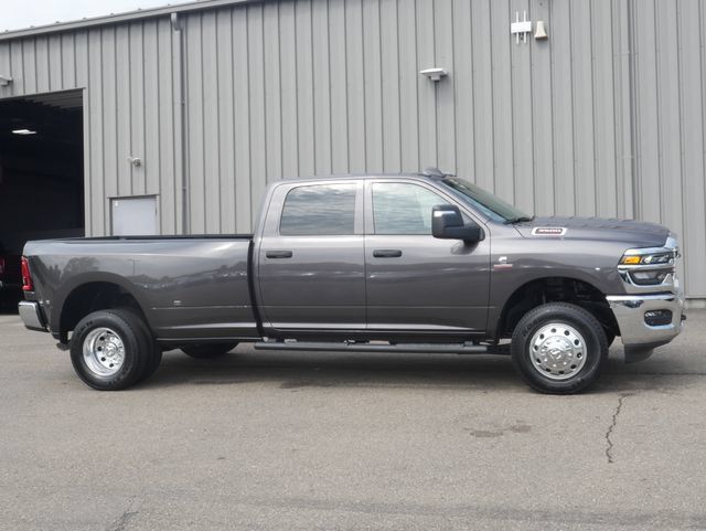 Used 2026 RAM 3500 Tradesman AWD/4WD image 7