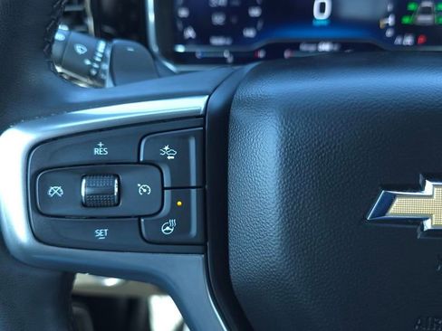 Used 2024 Chevrolet Silverado 1500 LTZ image 30