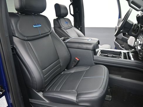 New 2026 Ford F250 Platinum w/ Tremor Off-Road Package AWD/4WD image 3