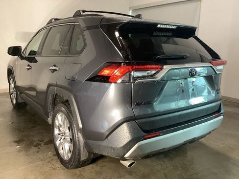 Used 2025 Toyota RAV4 Limited w/ Advanced Technology Package AWD/4WD image 9