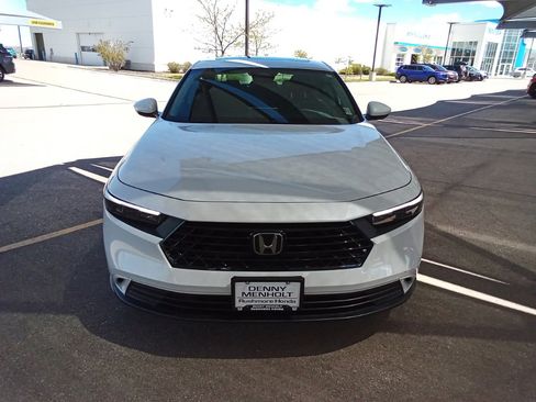 Certified 2023 Honda Accord EX image 2