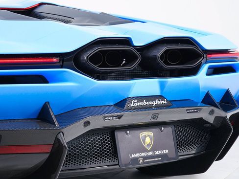 Used 2024 Lamborghini Revuelto AWD/4WD image 19