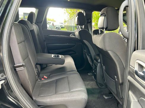 Certified 2022 Jeep Grand Cherokee Laredo E RWD image 41