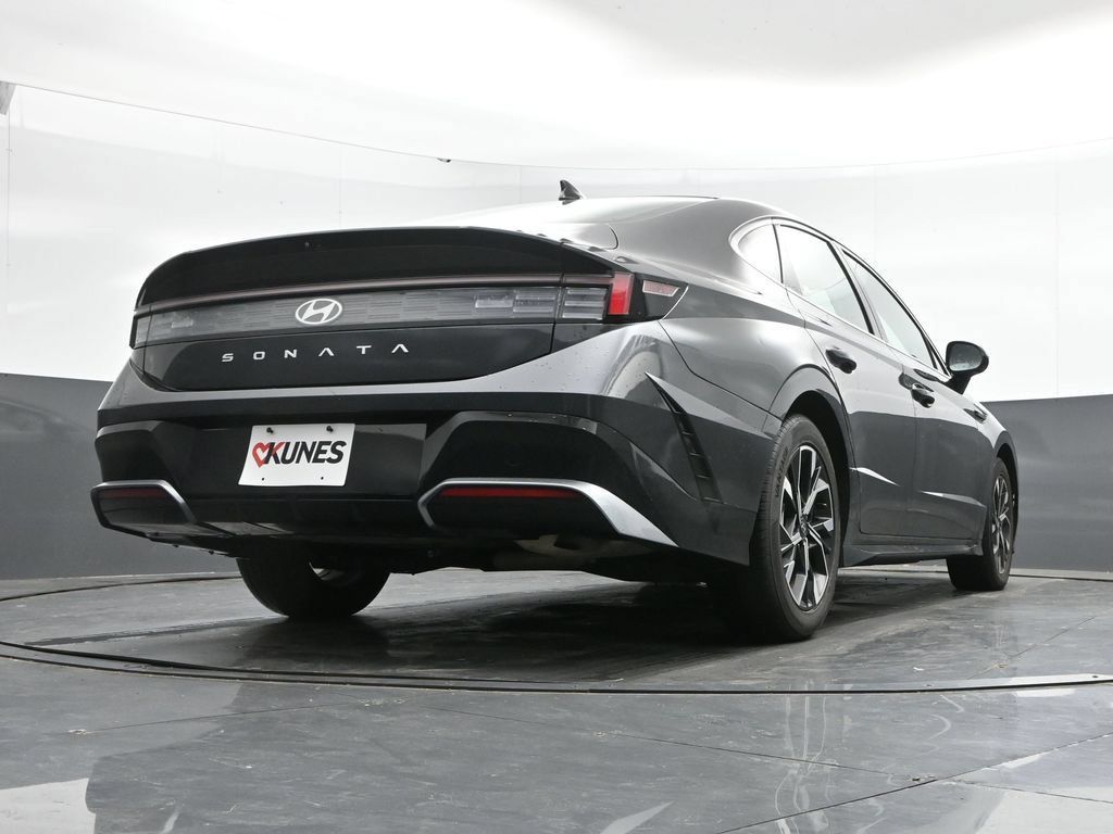 Certified 2025 Hyundai Sonata SEL FWD image 37