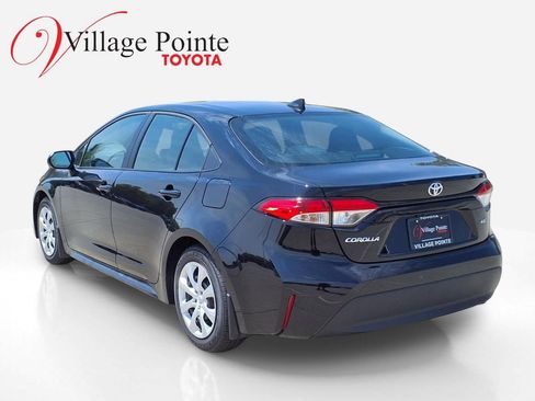 Used 2026 Toyota Corolla LE FWD image 3