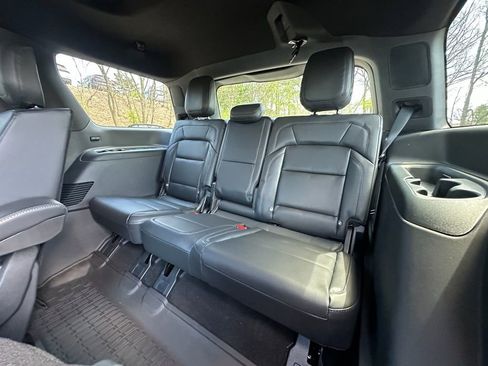 New 2026 Lincoln Navigator Reserve w/ Jet Appearance Package AWD/4WD image 19