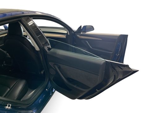 Certified 2021 Tesla Model 3 Standard Range Plus RWD image 12