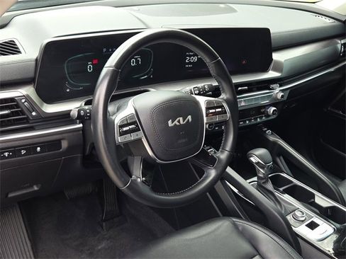Used 2023 Kia Telluride S image 15
